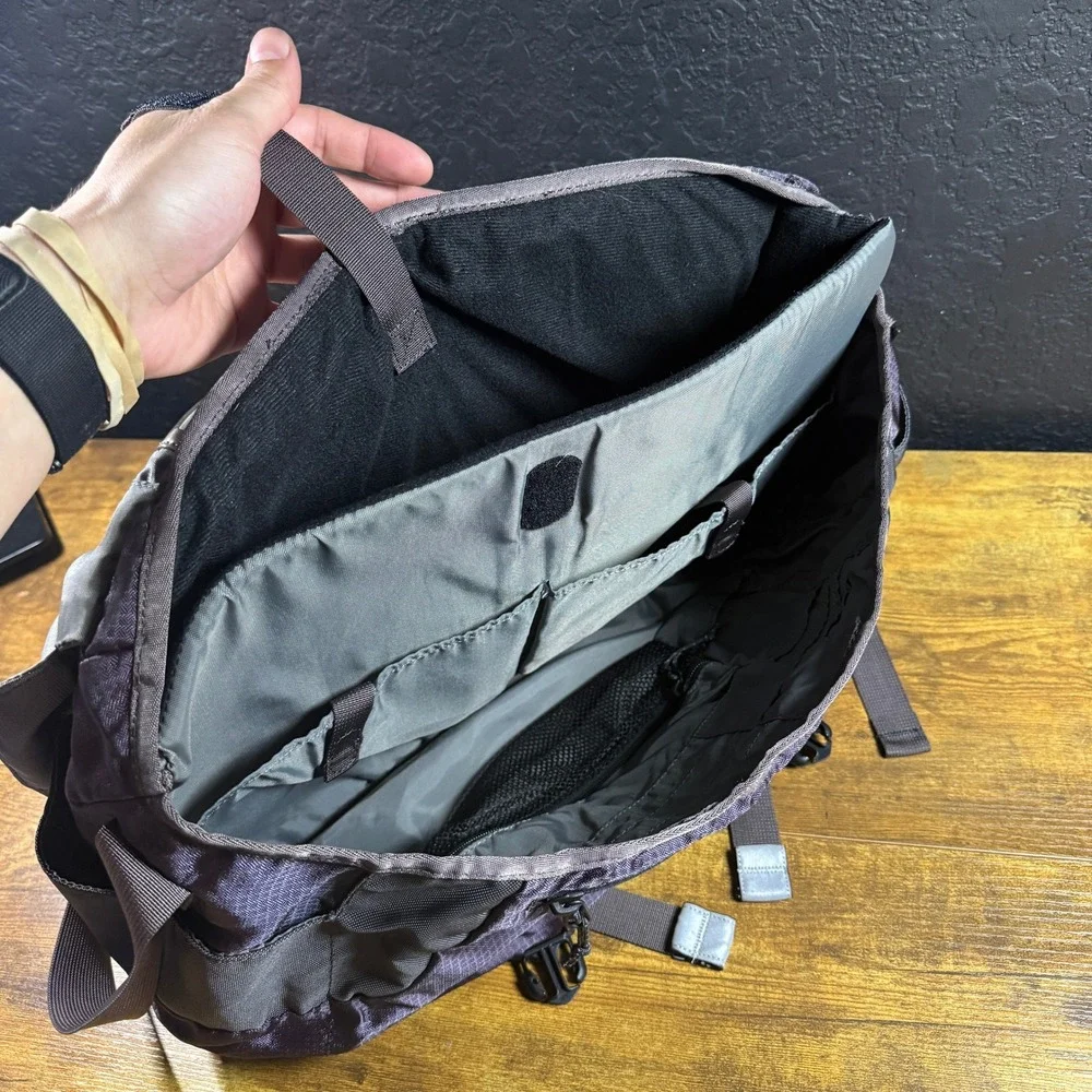 Eddie Bauer Ripstop Nylon Purple Grey Laptop Messenger Bag Large Unisex